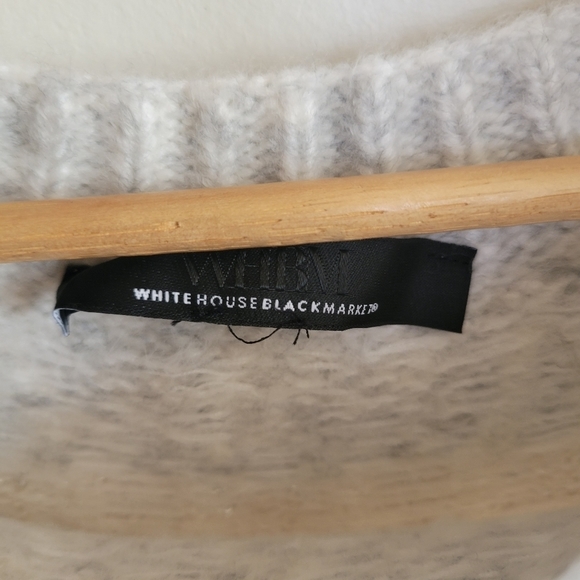 WHBM White House Black Market Knit Sweater Pullover Off White Fuzzy XS - Picture 6 of 11